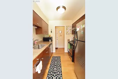 2026 NE Clackamas St, Portland, OR 97232 - Photo 8