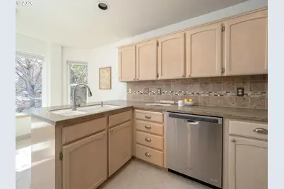 18283 SW Jann Dr, Beaverton, OR 97003 - Photo 32