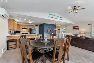 1218 Lincoln St, Hood River, OR 97031 - Photo 4