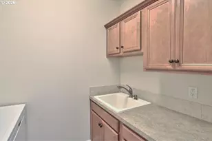 1327 37th Ave, Forest Grove, OR 97116 - Photo 32