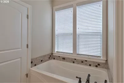 1327 37th Ave, Forest Grove, OR 97116 - Photo 20