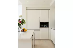 1075 NW Northrup St, Portland, OR 97209 - Photo 6