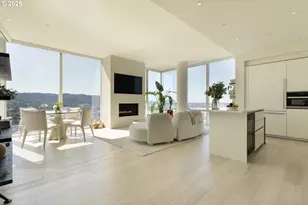 1075 NW Northrup St, Portland, OR 97209 - Photo 4