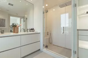 1075 NW Northrup St, Portland, OR 97209 - Photo 12