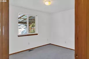 210 S Meredith Dr, Newberg, OR 97132 - Photo 16