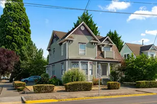 707 NE 5th St, McMinnville, OR 97128 - Photo 2