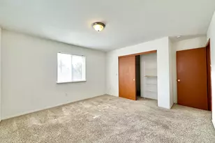 8421 SE Insley St, Portland, OR 97266 - Photo 34