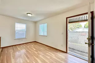 8421 SE Insley St, Portland, OR 97266 - Photo 14