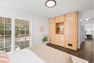 9743 NE Mason St, Portland, OR 97220 - Photo 22