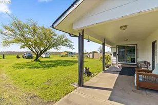 29334 Meadowview Rd, Junction City, OR 97448 - Photo 26