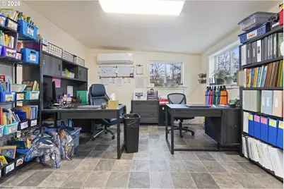 2125 Coburg Rd, Eugene, OR 97401 - Photo 6