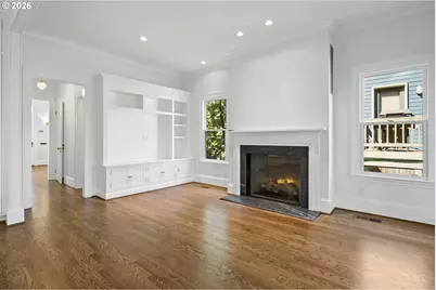 2467 NW Savier St, Portland, OR 97210 - Photo 8