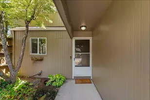 17585 NW Shorewood Dr, Beaverton, OR 97006 - Photo 2