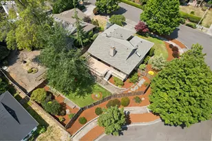 12840 SW Barberry Dr, Beaverton, OR 97008 - Photo 40
