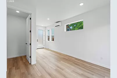 6902 SE 77th Ave #B, Portland, OR 97206 - Photo 6