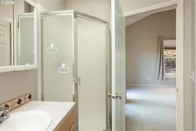 556 Forestview Dr, Hood River, OR 97031 - Photo 28