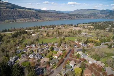 556 Forestview Dr, Hood River, OR 97031 - Photo 44