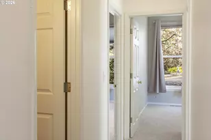 556 Forestview Dr, Hood River, OR 97031 - Photo 22