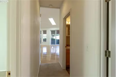556 Forestview Dr, Hood River, OR 97031 - Photo 38