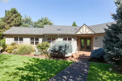 556 Forestview Dr, Hood River, OR 97031 - Photo 2