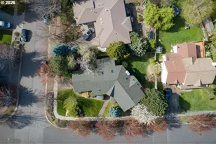 556 Forestview Dr, Hood River, OR 97031 - Photo 10
