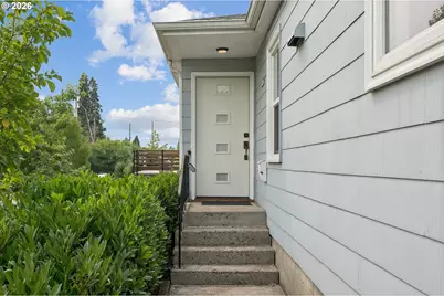 1519 N Jarrett St, Portland, OR 97217 - Photo 2
