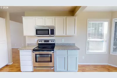 12521 SW 134th Ave, Portland, OR 97223 - Photo 8