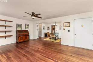 245 SE 108th Ave, Portland, OR 97216 - Photo 4