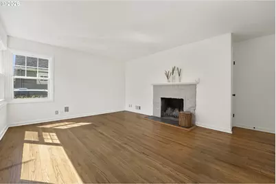 3829 NE 73rd Ave, Portland, OR 97213 - Photo 4