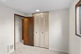 3826 Peppertree Dr, Eugene, OR 97402 - Photo 24