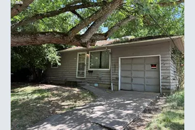9722 N Van Houten Ave, Portland, OR 97203 - Photo 1