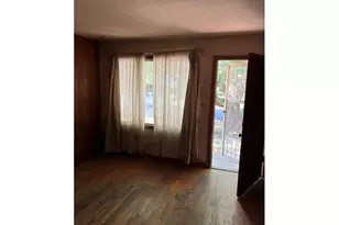 9722 N Van Houten Ave, Portland, OR 97203 - Photo 4