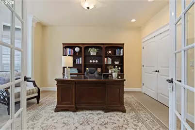 902 NE 47th Ave, Hillsboro, OR 97124 - Photo 4