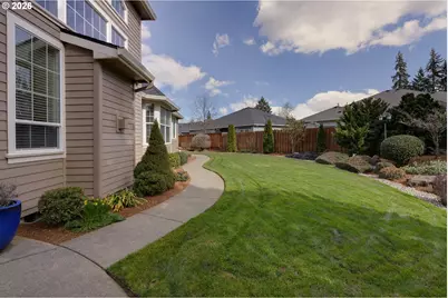 902 NE 47th Ave, Hillsboro, OR 97124 - Photo 46