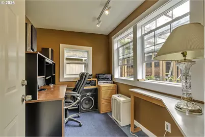 12075 SW 9th St, Beaverton, OR 97005 - Photo 28