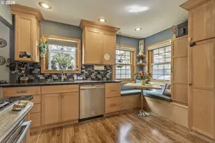 12075 SW 9th St, Beaverton, OR 97005 - Photo 14