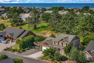 4664 Sheridan Dr, Gearhart, OR 97138 - Photo 2