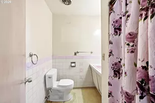 7131 NE Roselawn St, Portland, OR 97218 - Photo 16