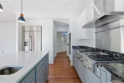 17808 NW Pioneer Rd, Beaverton, OR 97006 - Photo 8