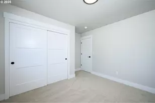 3208 E Province Ct, Newberg, OR 97132 - Photo 32