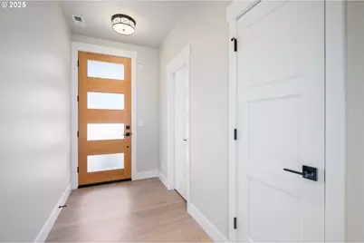 3208 E Province Ct, Newberg, OR 97132 - Photo 6