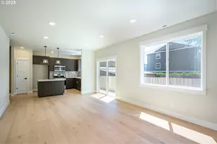 3208 E Province Ct, Newberg, OR 97132 - Photo 8