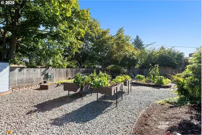 6804 Louisiana Dr, Vancouver, WA 98664 - Photo 14