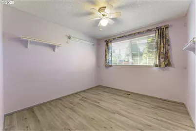 820 NE Cochran Ave, Gresham, OR 97030 - Photo 16