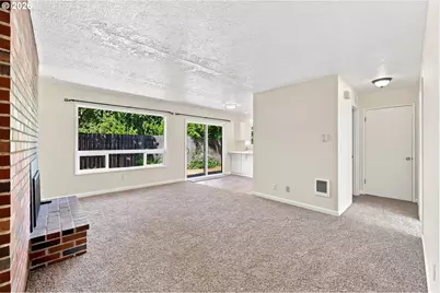 880 NW Florence Ave, Gresham, OR 97030 - Photo 8