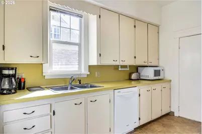 4547 NE 30th Ave, Portland, OR 97211 - Photo 10