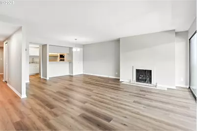 2221 SW 1st Ave #1623, Portland, OR 97201 - Photo 4