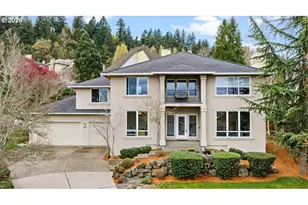 2305 Stonehurst Ct, Lake Oswego, OR 97034 - Photo 1