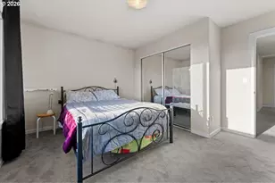 2305 Stonehurst Ct, Lake Oswego, OR 97034 - Photo 32