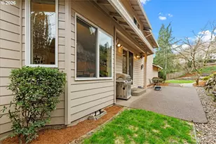 2305 Stonehurst Ct, Lake Oswego, OR 97034 - Photo 40